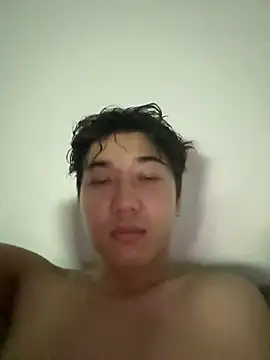 YourBadboy718 webcam