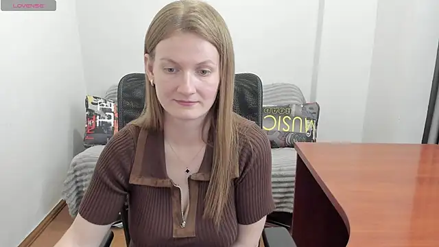 Alisha_Skyes webcam