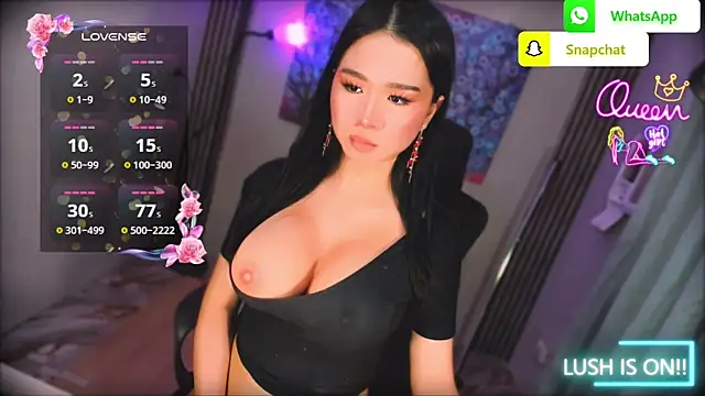 xBigSurpriseLorainex webcam
