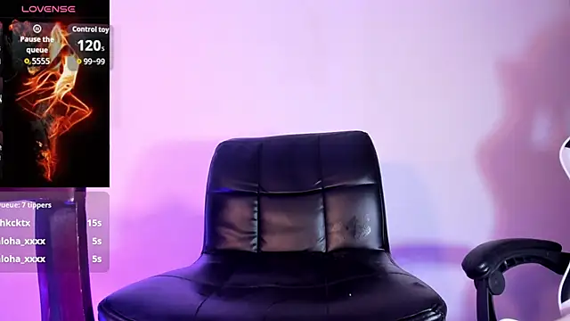naughtylizeth_'s live cam