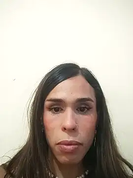 pretty_ariiel webcam