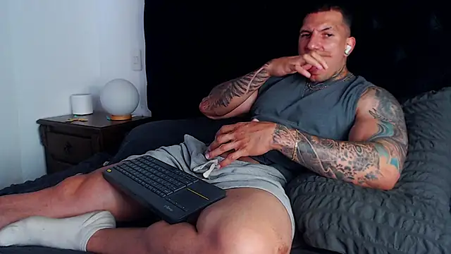shane_clay - Shane_Clay's free webcam - UK Sex Cams