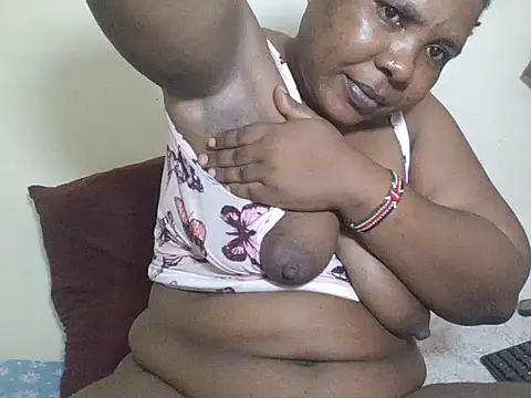 African_Bigjuicyass webcam
