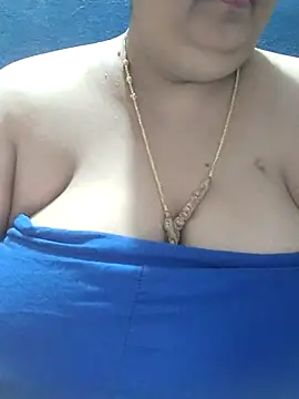 tamilthanushri webcam