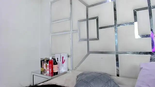 ZoeWan69 webcam