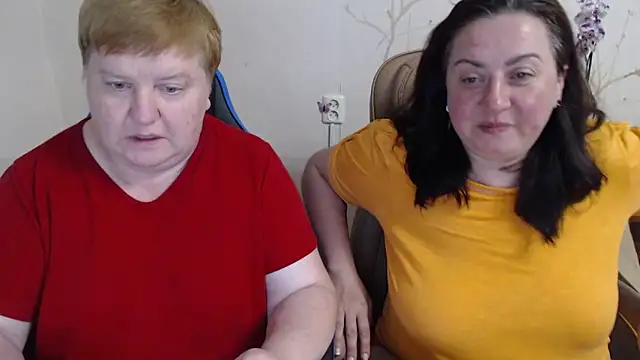 Lindy-Jeanie webcam