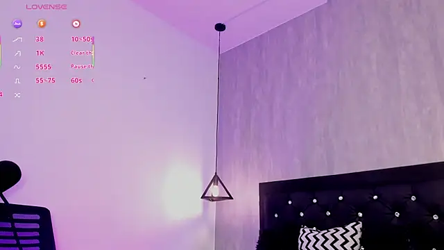 curly_babe webcam