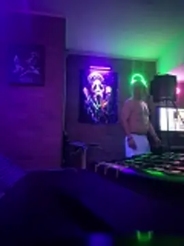 chronic_vibez webcam