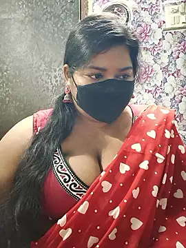 Liyaa_24 webcam