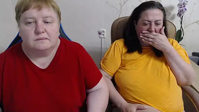 Lindy-Jeanie webcam