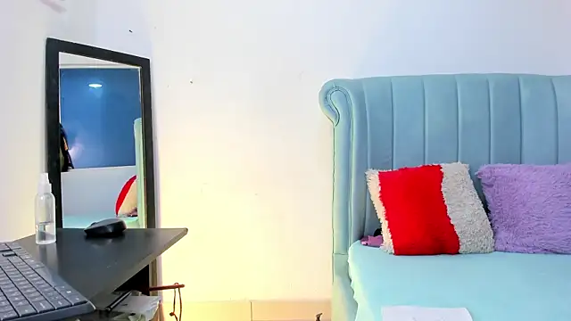 MatureHorny_70 webcam
