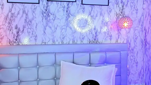 MELODYY_SWEET webcam