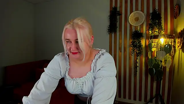 LioraArdyn webcam
