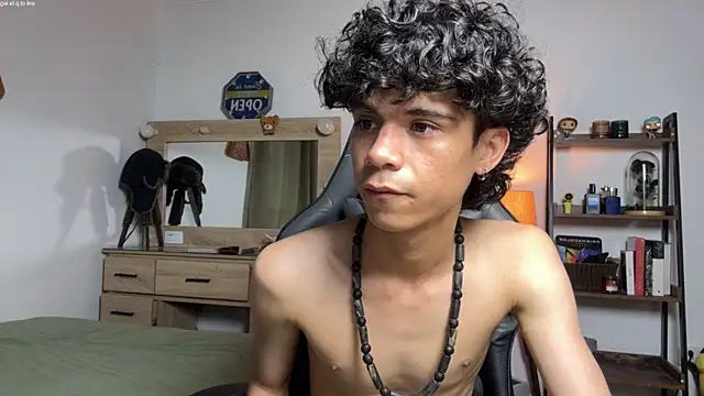 OopsAgain_ webcam