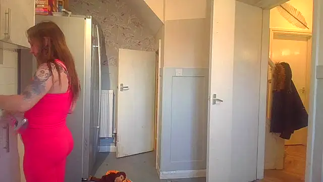 LucyRoseMae webcam