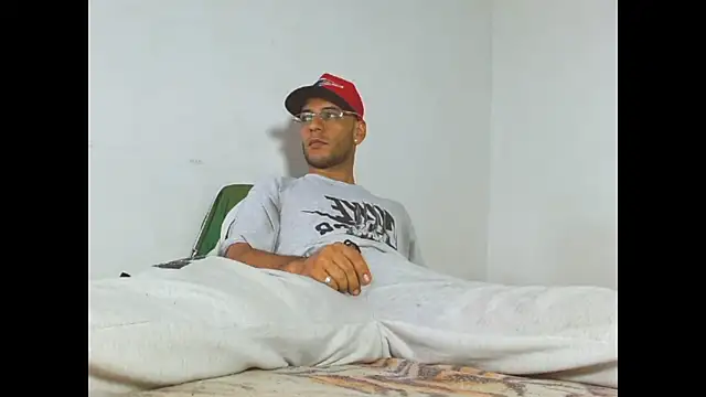 Alphamaster_92 webcam