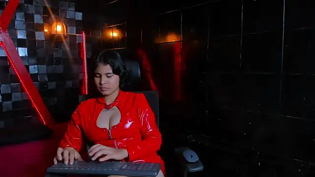 VioletFaith webcam