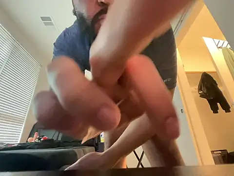 LilDikDaDi webcam
