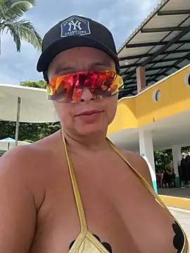 _kathaLopez_ webcam