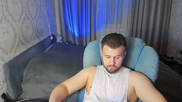 vladik_b - Vladik_b's free webcam - UK Sex Cams