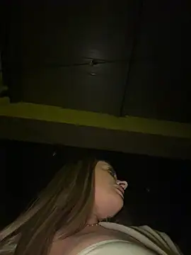IsabellaEtthan live sex cam