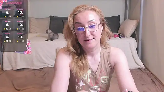 MadissonKiss webcam