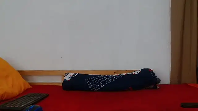 BlondQ2003 webcam