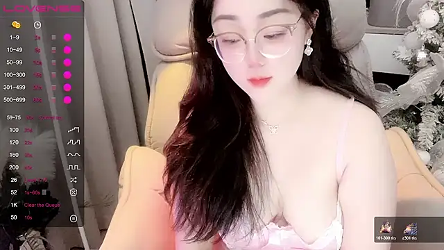 Monica-666888- webcam