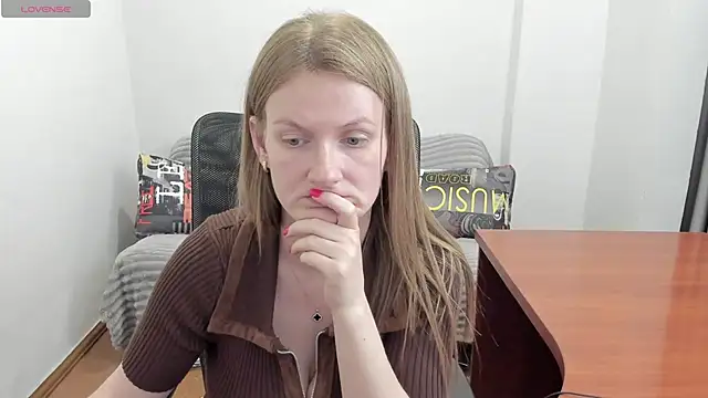Alisha_Skyes webcam