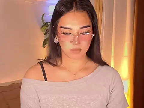 magnificent_kitana webcam