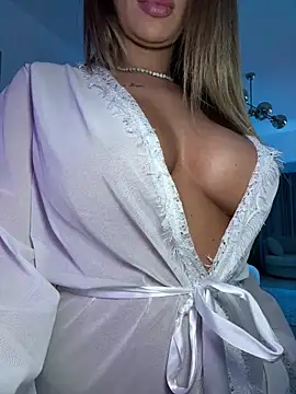 KirstieVegas live sex cam
