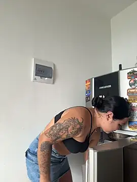 Pretty_Isadora webcam