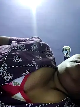 yamini1431 webcam