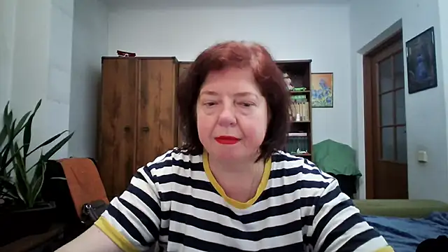 Violet_Pulse webcam