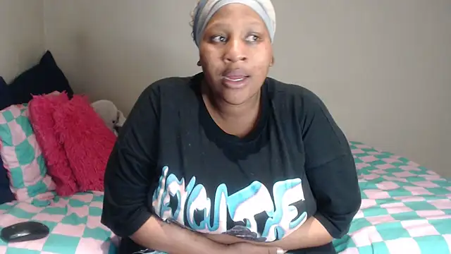 PIXIEBITCHXXX26 webcam