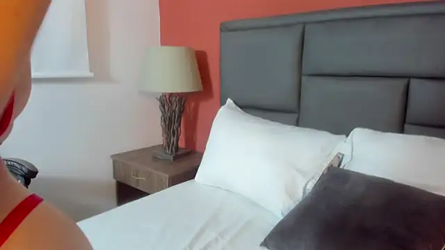 luna_blazze_ webcam