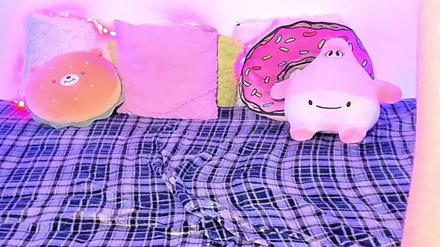 LillyCandy webcam