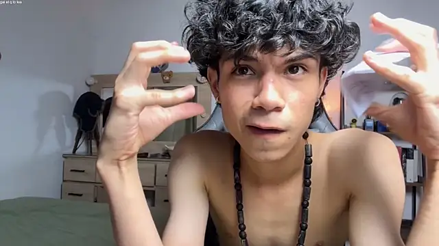 OopsAgain_ webcam