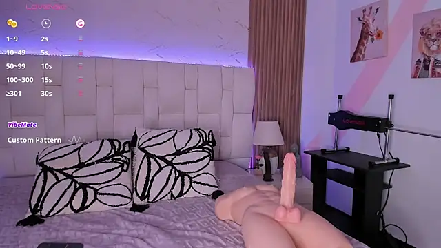 isabella_whiithe webcam