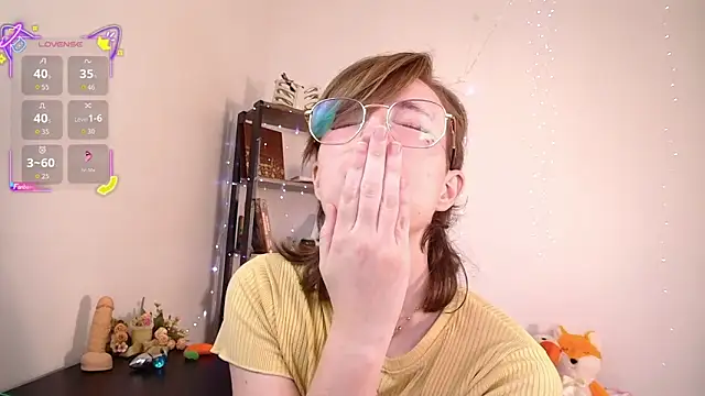 Elise_Nyx webcam