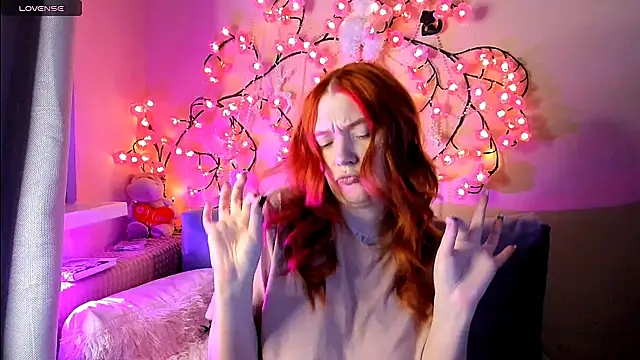 Ungoliant_Kiss webcam