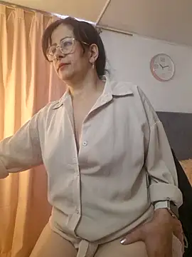 christy_ant webcam