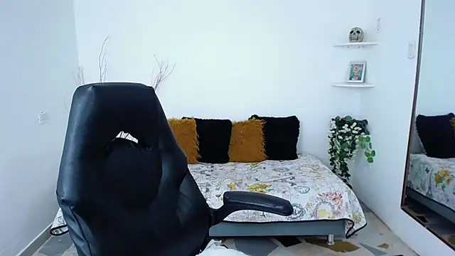 Emma_Faith webcam