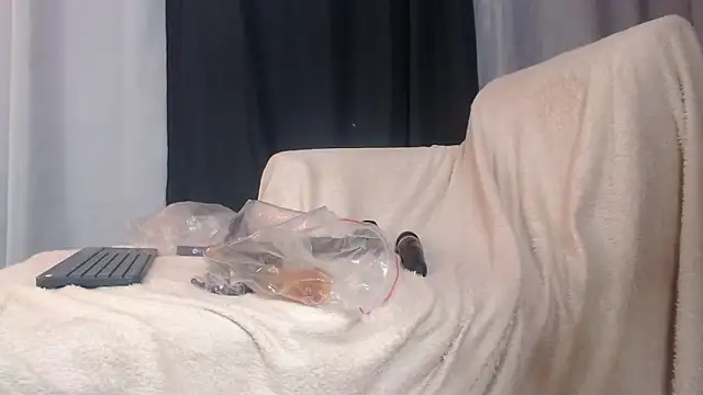 Astrid_Porno webcam