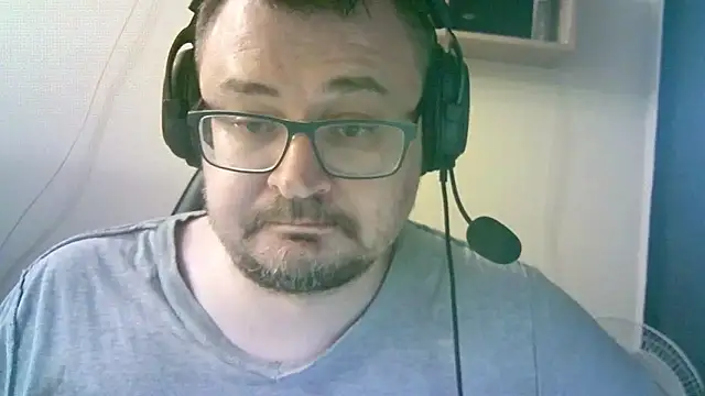 FantastickBombastick webcam