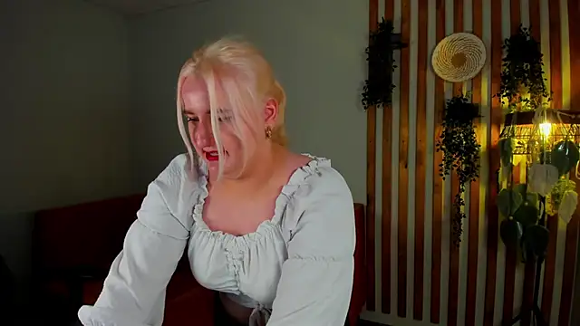 LioraArdyn webcam