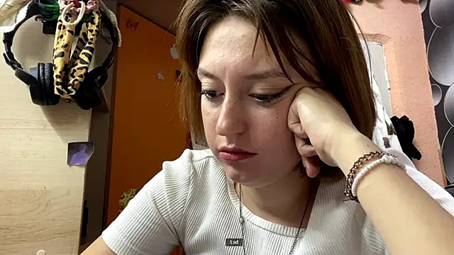 PlumedRolling webcam