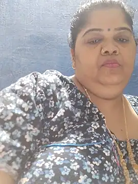 tamilthanushri