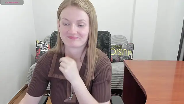 Alisha_Skyes webcam