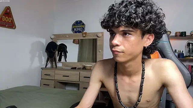 OopsAgain_ webcam